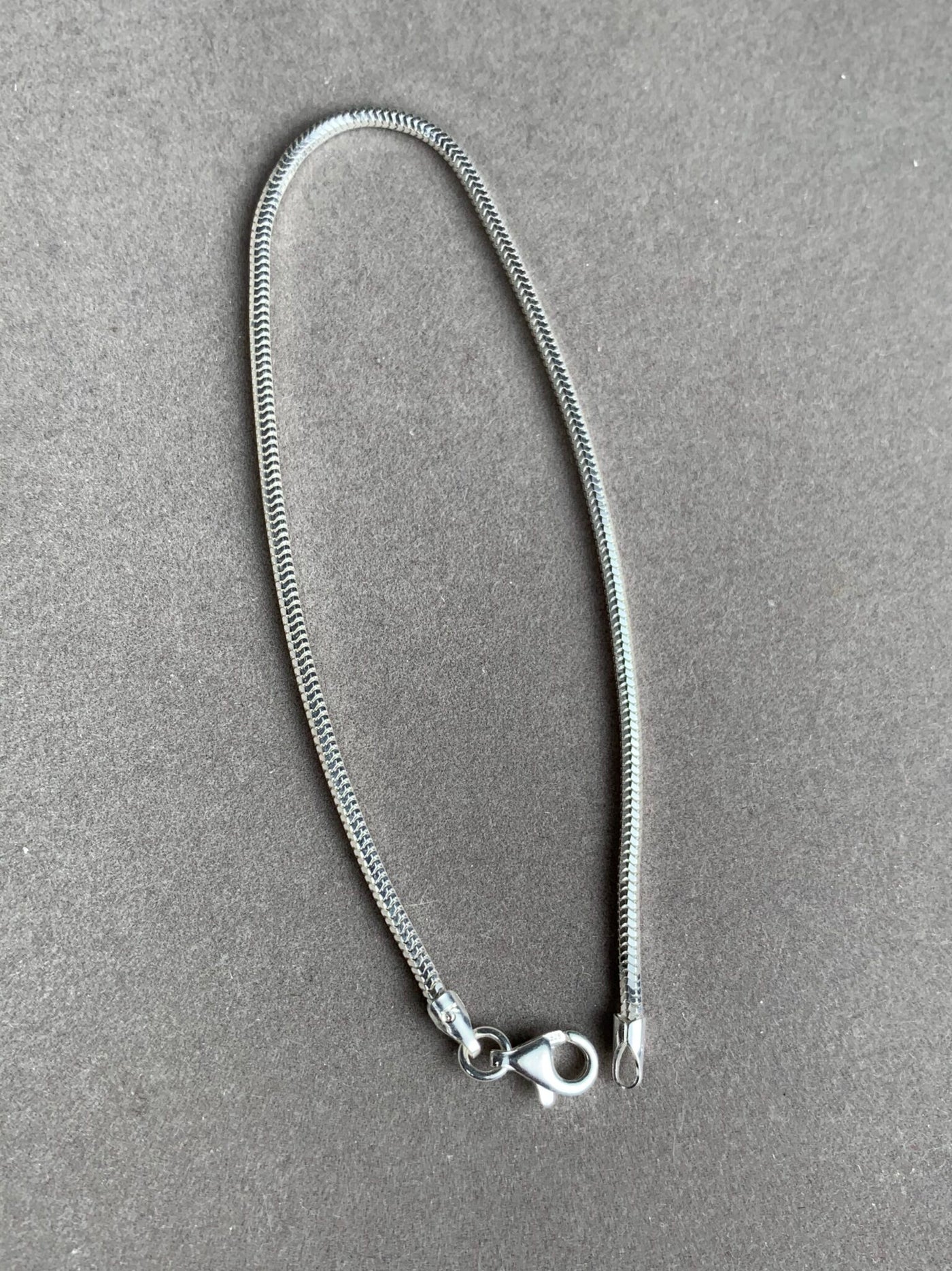 Sterling Silver Round Snake Chain Bracelet 8"