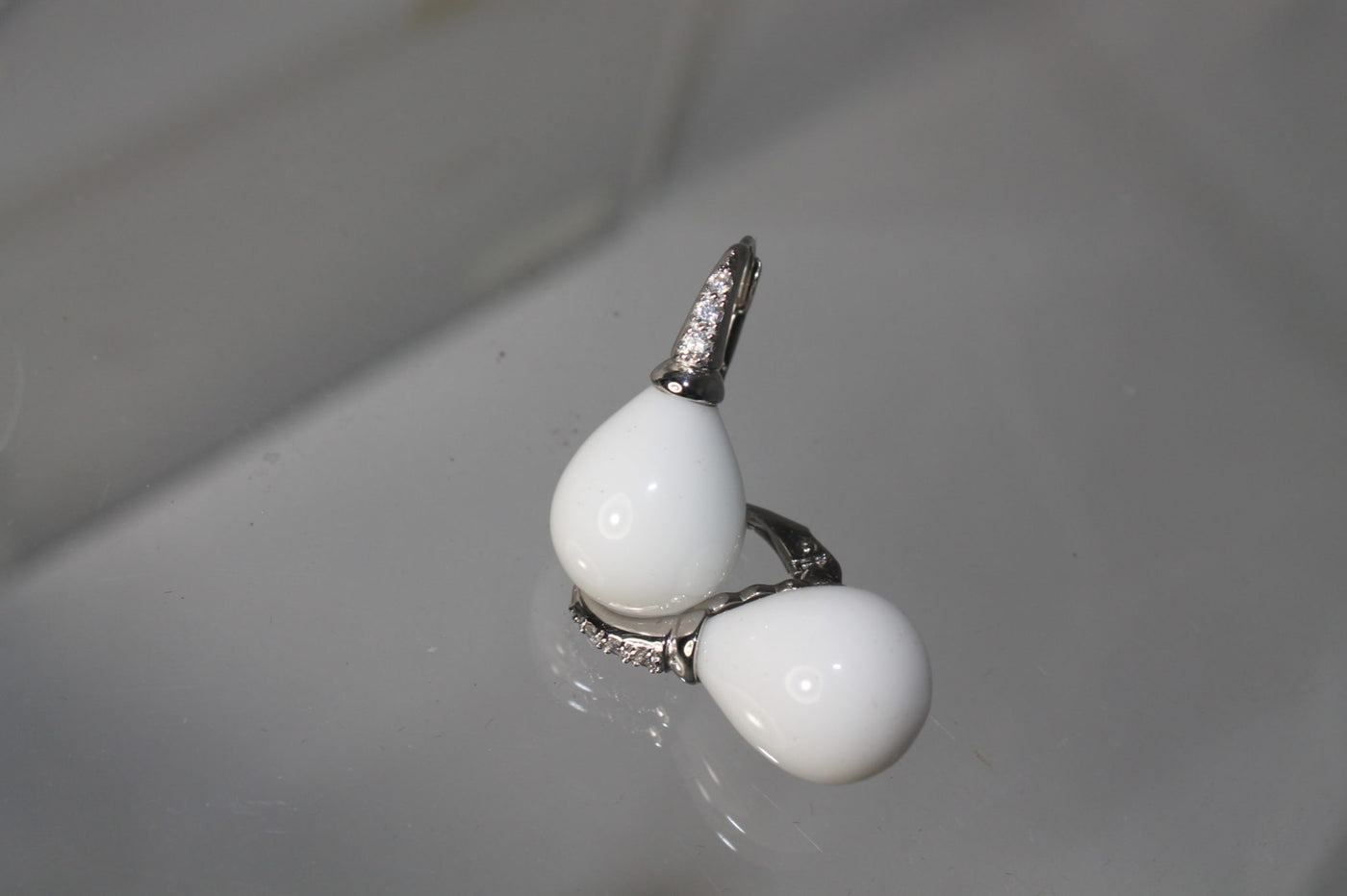 Sterling Silver and Natural White Agate Stone Drop Earrings