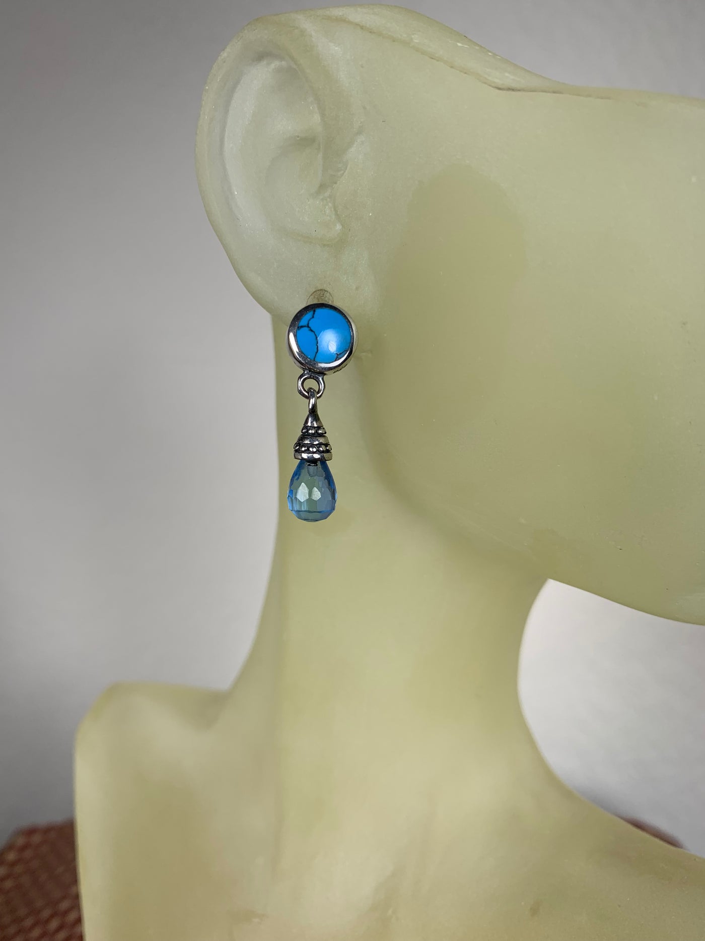 Sterling Silver Turquois & Blue Briolette Drop Dangling Earrings