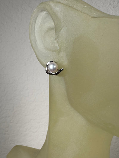 Sterling Silver & Cream Tone Pearl Stud Earrings on Post