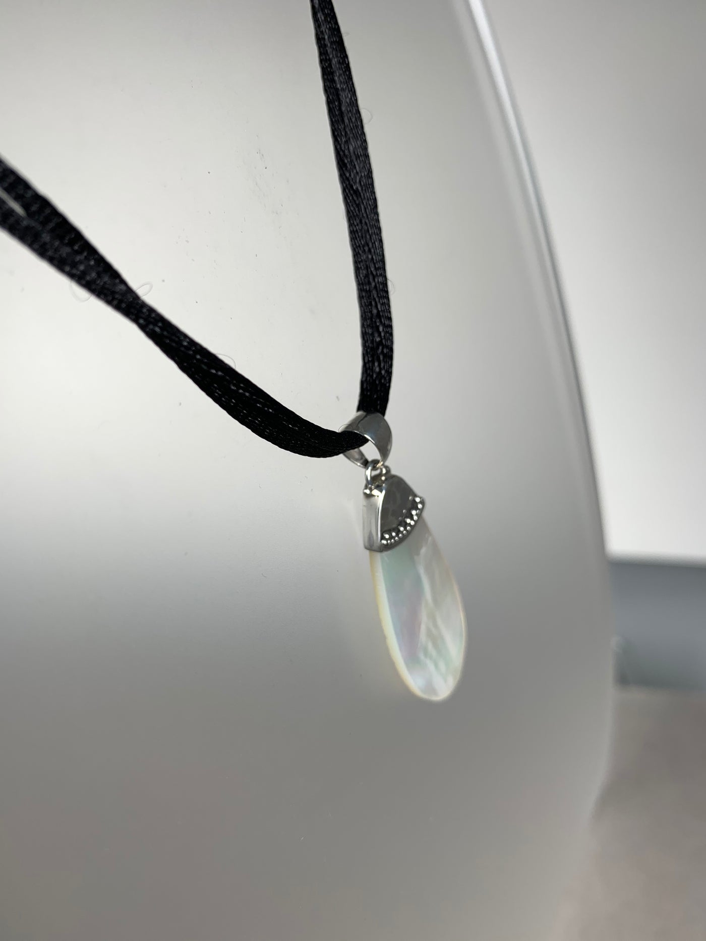 Natural Tear Shape White Shell Mop Pendant in Sterling Silver