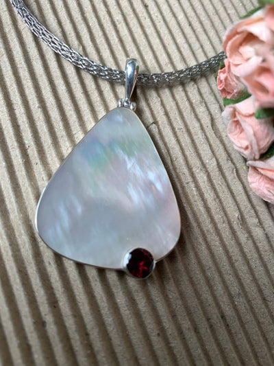 Natural Triangle White Shell Garnet Pendant in Sterling Silver