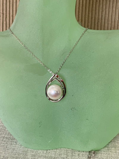 12mm Genuine Round Pearl with Garnet Peridot Accent Pendant in Silver