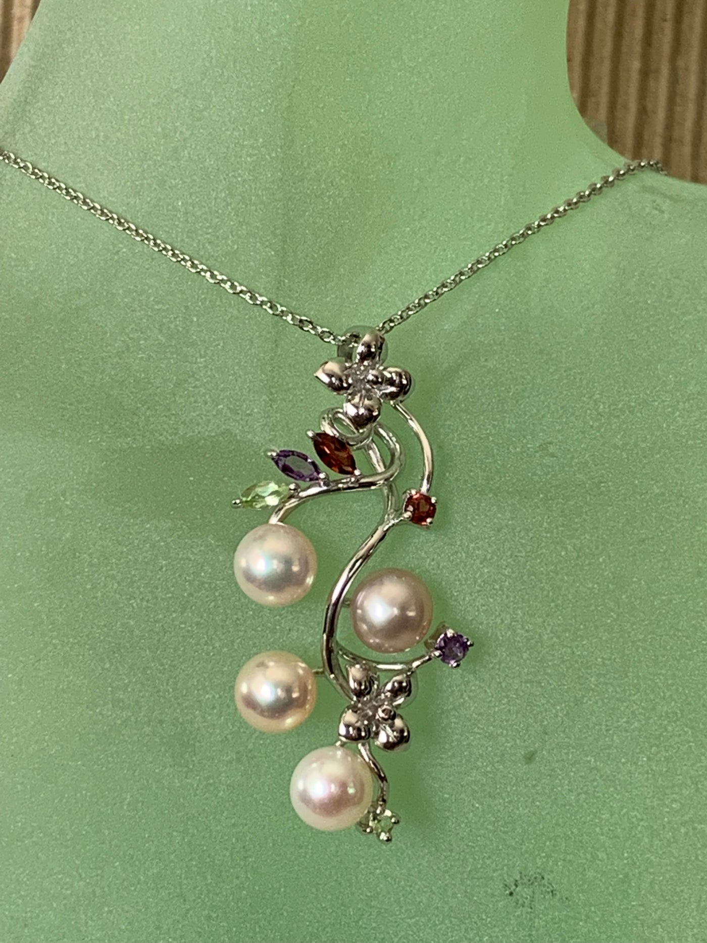 Flower Genuine Pearl Pendant with Amethyst Garnet Peridot in Silver