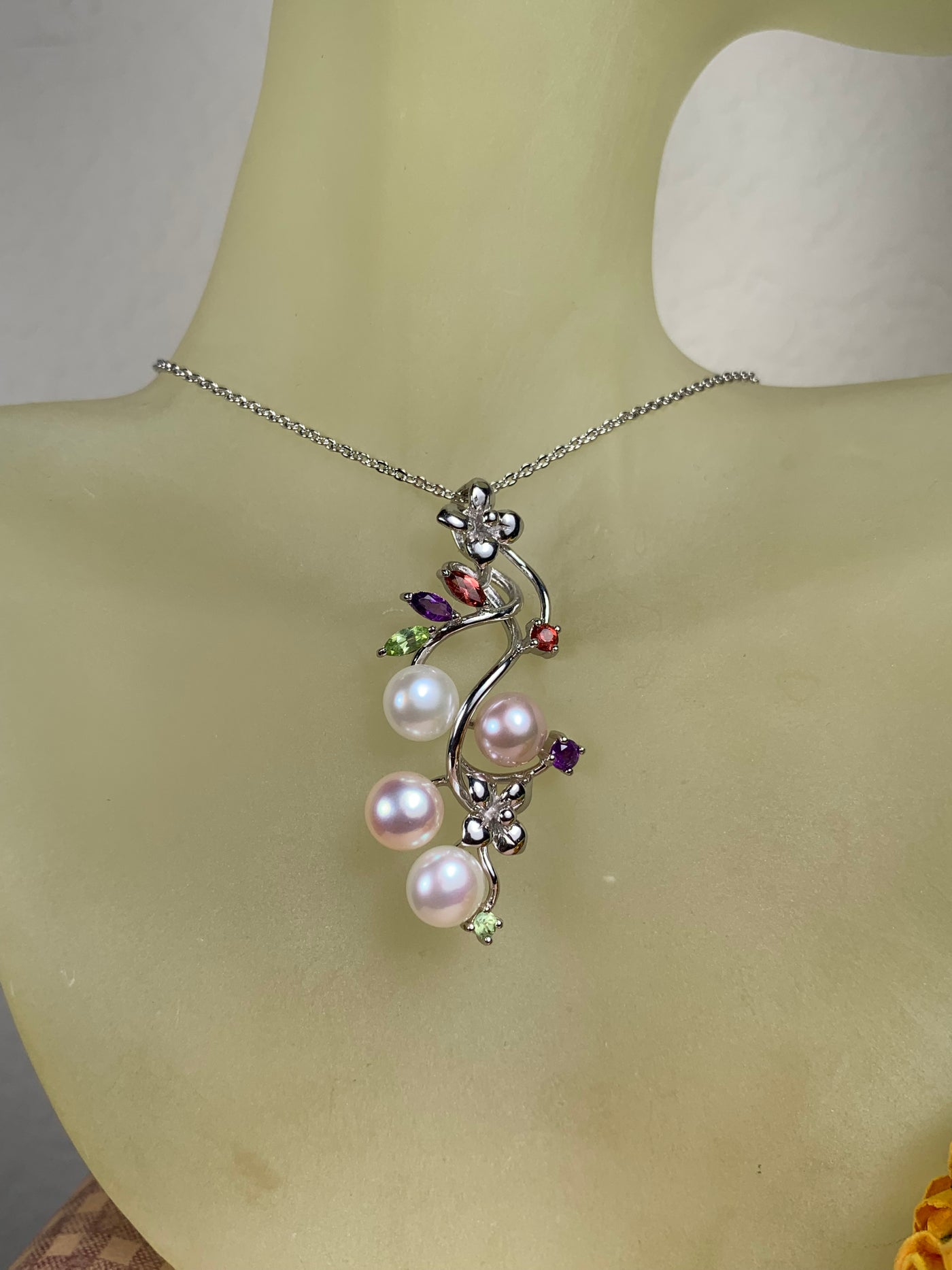 Flower Genuine Pearl Pendant with Amethyst Garnet Peridot in Silver