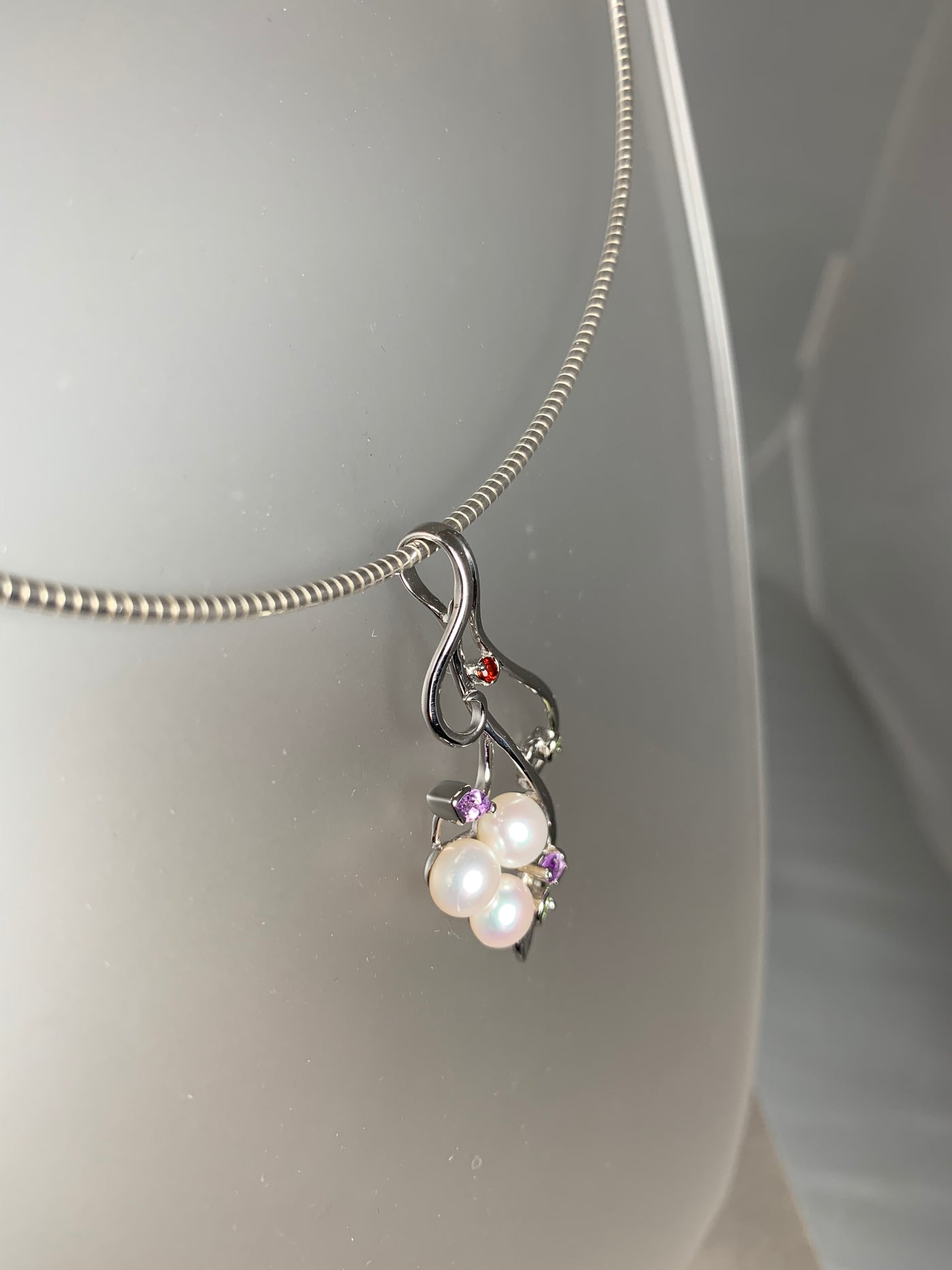 Curly Vine Triple Pearls Pendant with Amethyst Garnet Peridot Accent in Silver