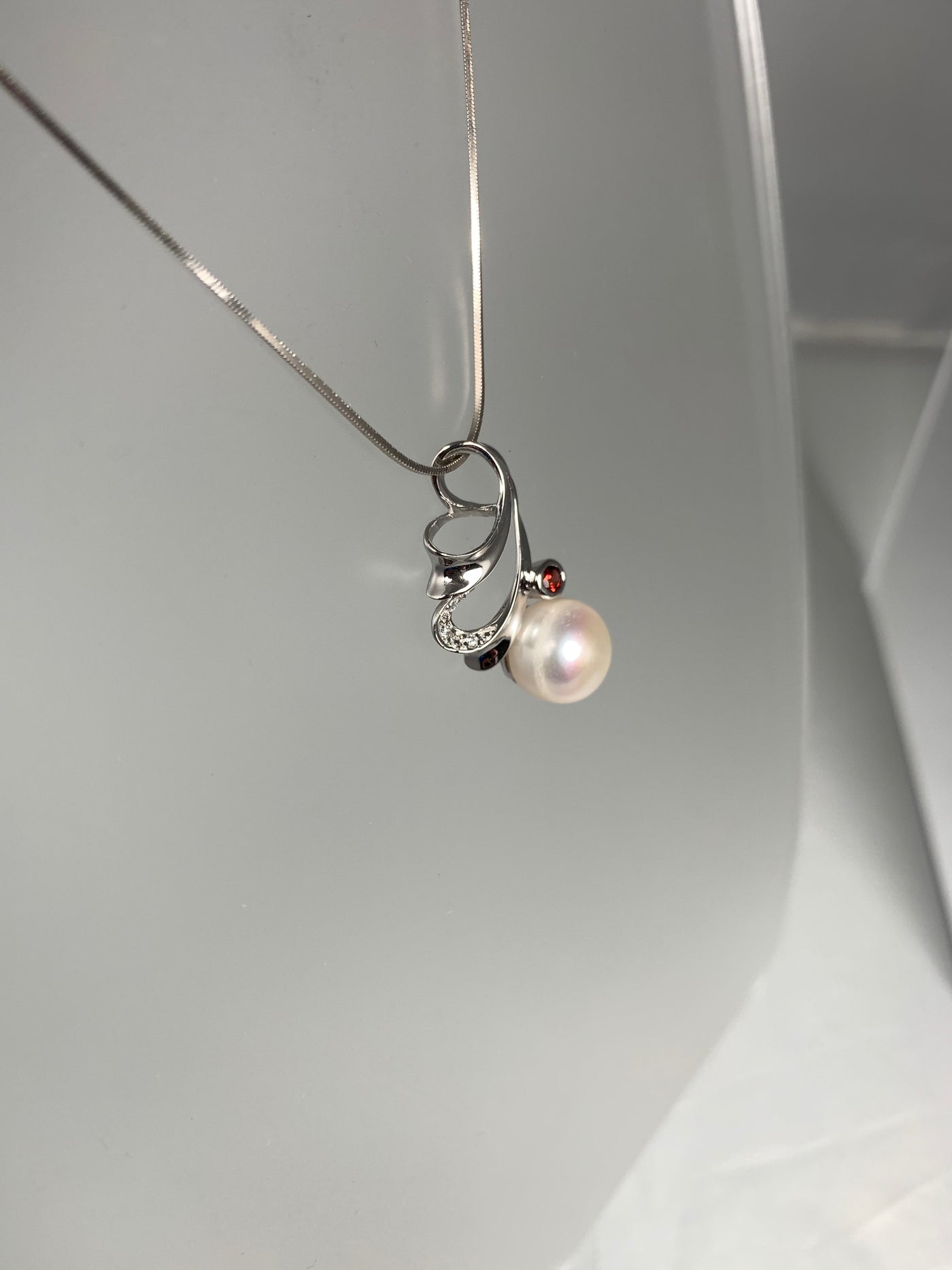 12mm Round Pearl with Garnet accent Pendant in Sterling Silver