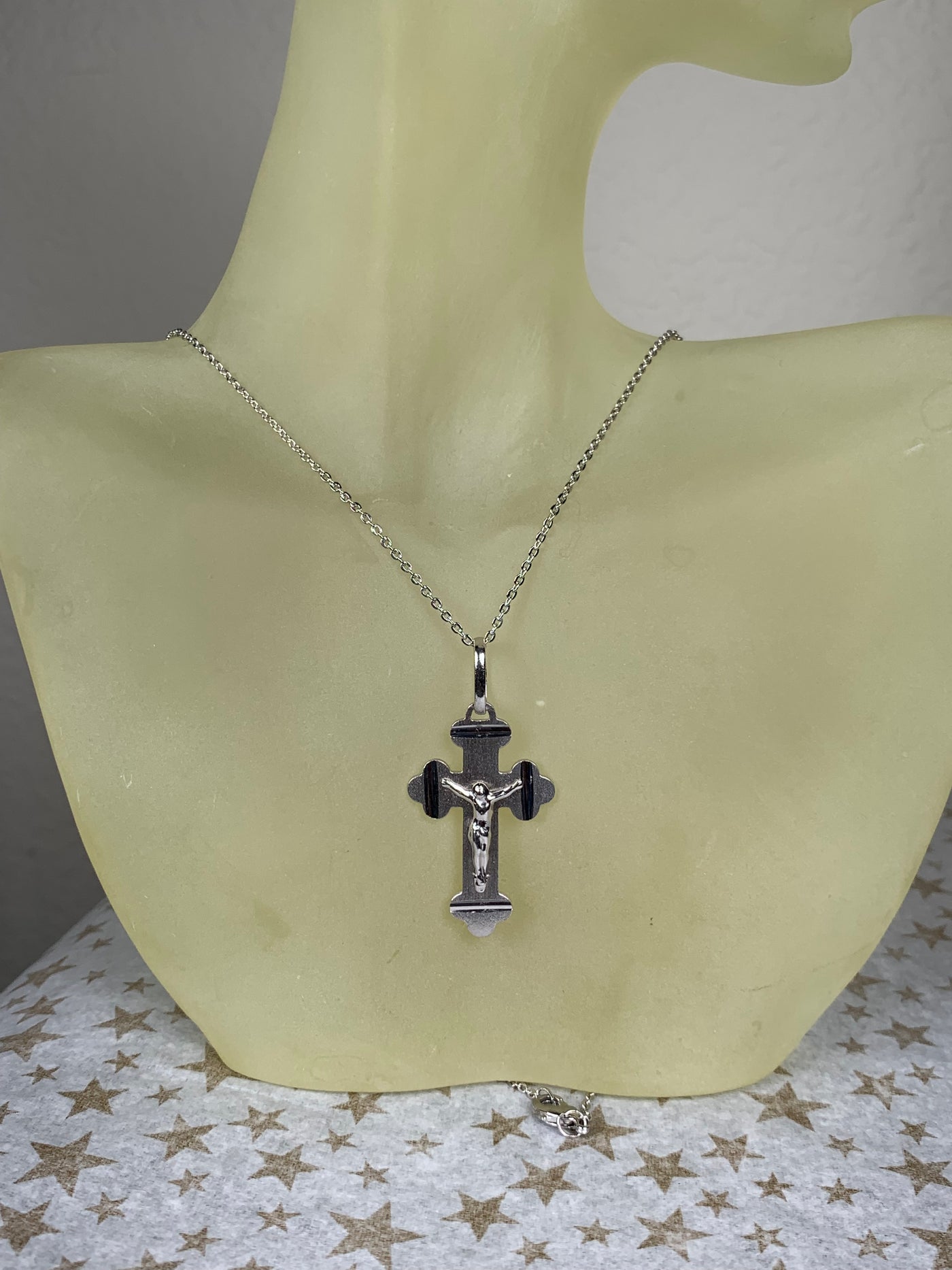 Jesus & Cross Pendant in Sterling Silver