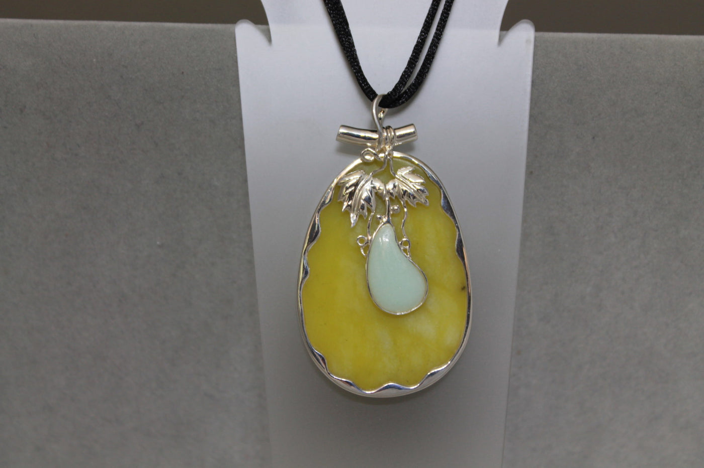 Serpantine and amazonite Pendant set in Sterling Silver