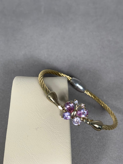 Gold Tone Wire Bangle Bracelet featuring Light Purple Crystal Butterfly
