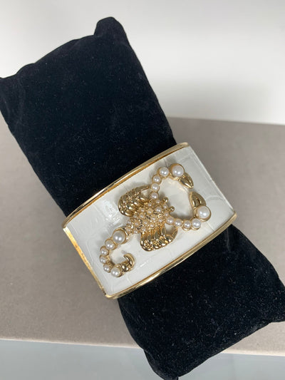 Scorpion White Faux Leather Bangle in Gold Tone