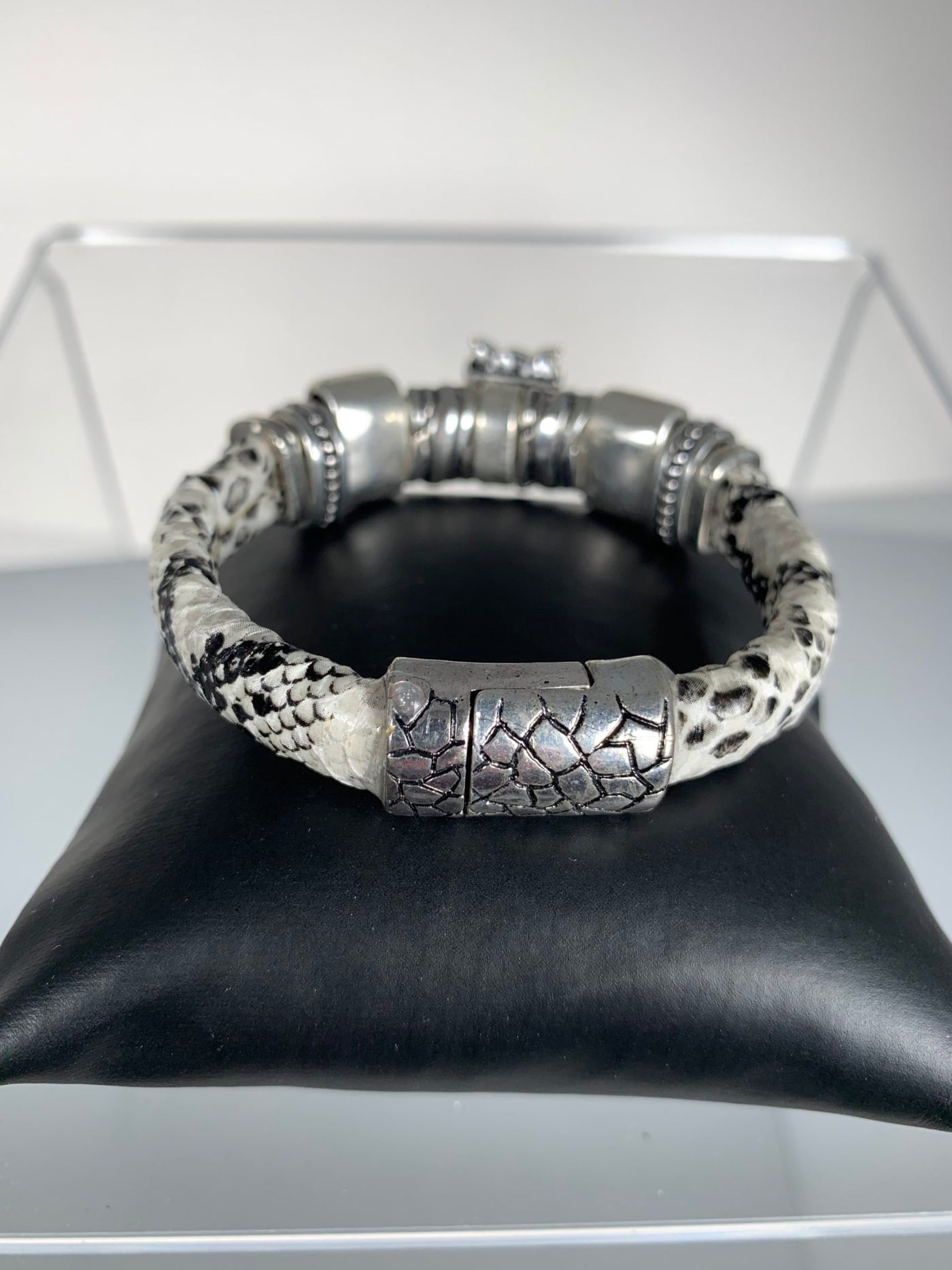 White Faux Snake Skin Band Bracelet Featuring a Wise Owl