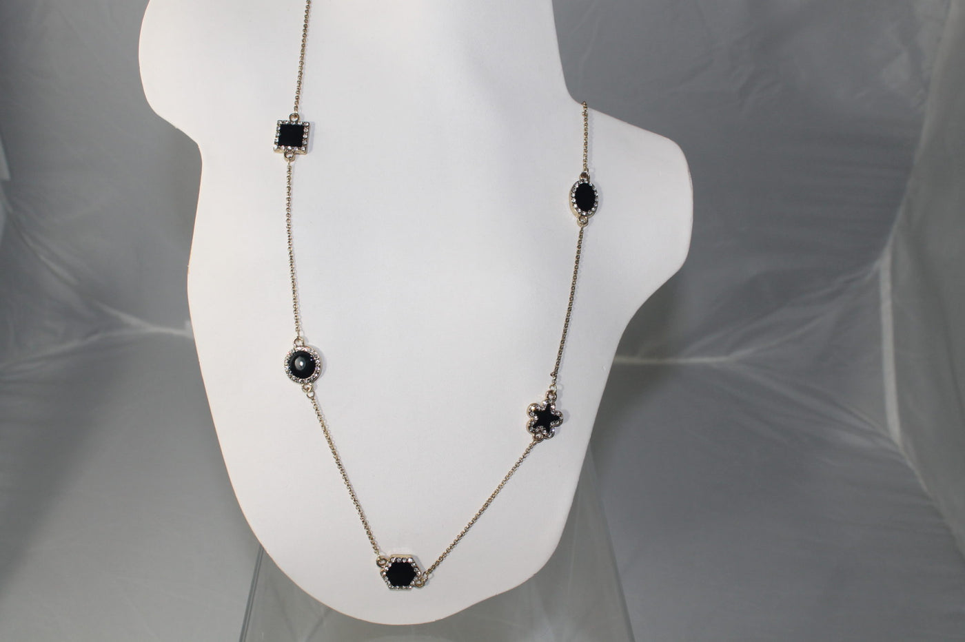 Fashion Sectional Enamel and Crystal Necklace
